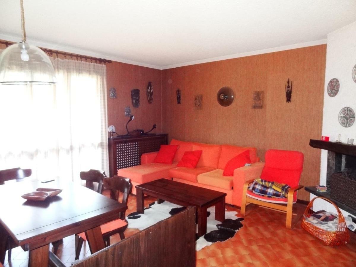 Casa *